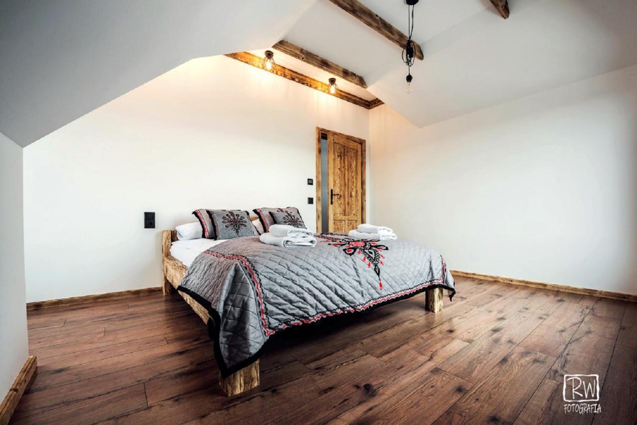 Laura Resort - Luxury Chalets Z Jacuzzi Шафляри Екстериор снимка