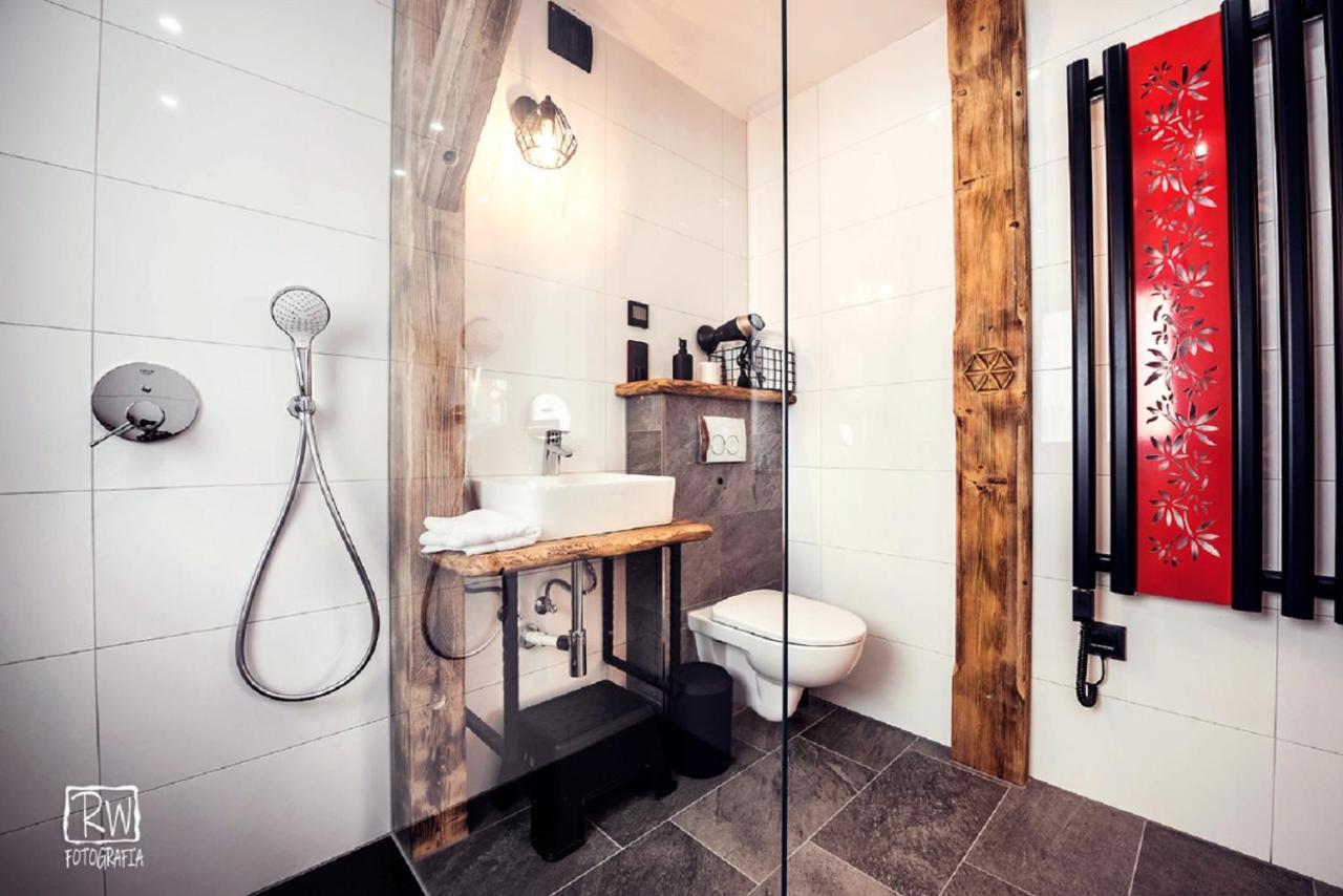 Laura Resort - Luxury Chalets Z Jacuzzi Шафляри Екстериор снимка