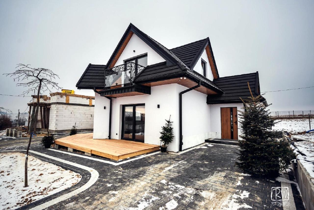 Laura Resort - Luxury Chalets Z Jacuzzi Шафляри Екстериор снимка
