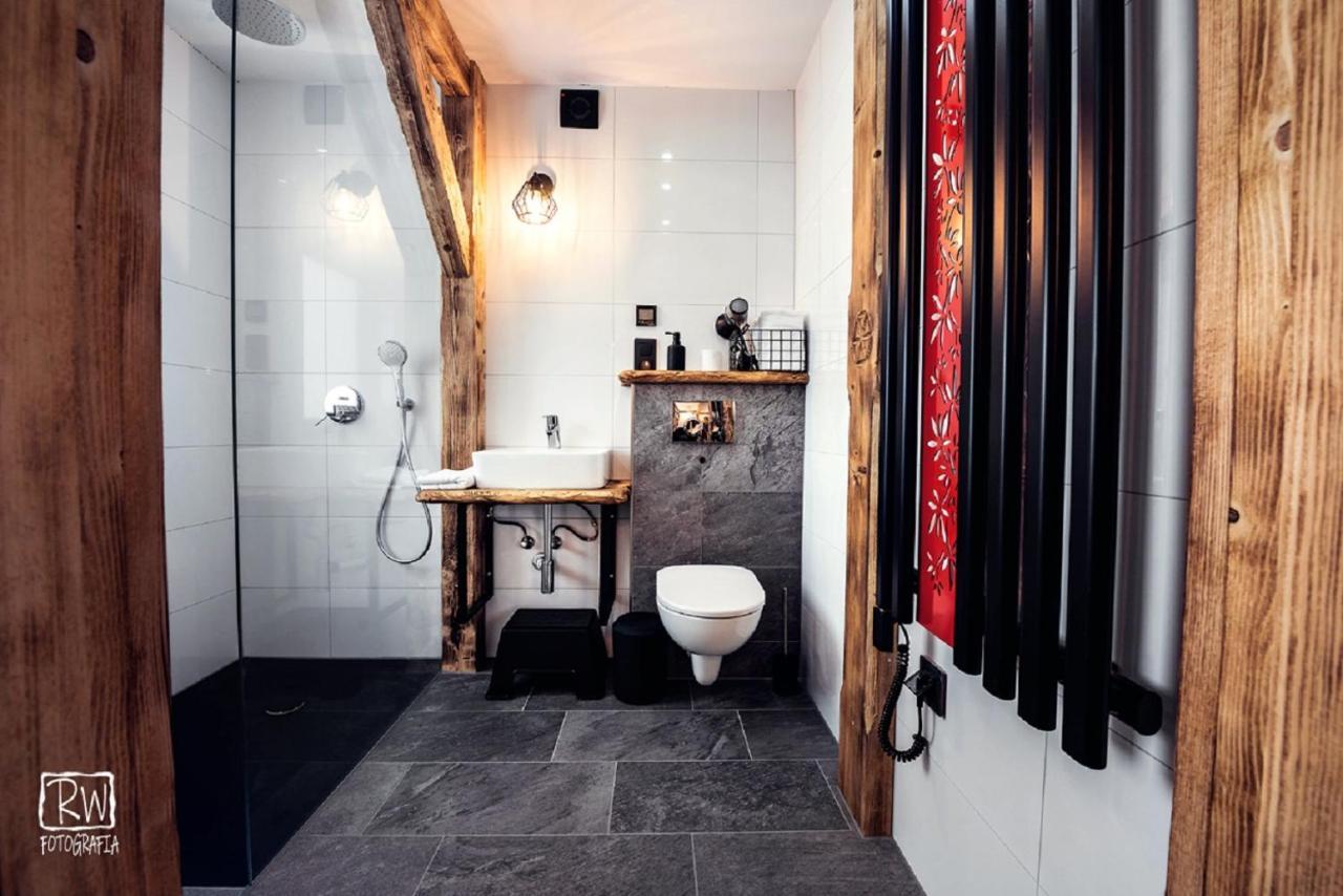 Laura Resort - Luxury Chalets Z Jacuzzi Шафляри Екстериор снимка